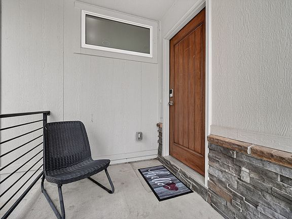 3rd image of 8536 Long Meadow Ln