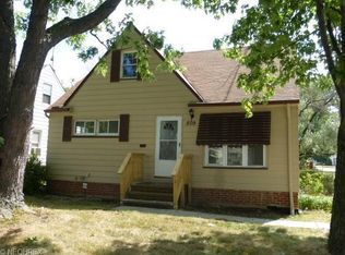 809 E 249th St, Euclid, OH 44123