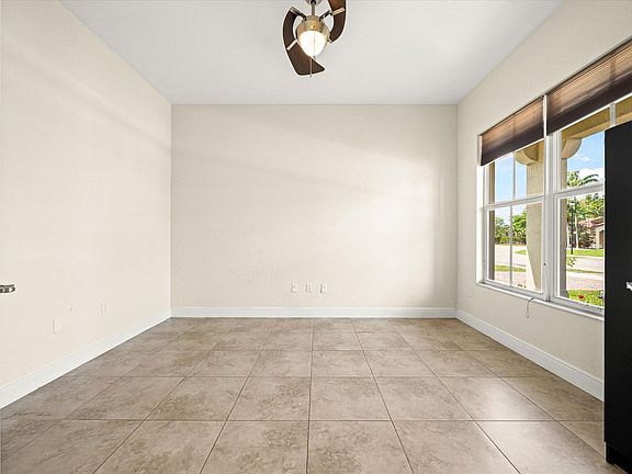 4th image of 10600 NW 36th Street