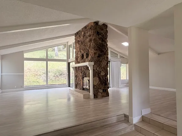 2401 Oakvale Dr, Shingle Springs, CA 95682