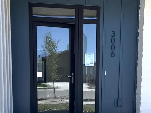 2nd image of 3006 S 31st Ave