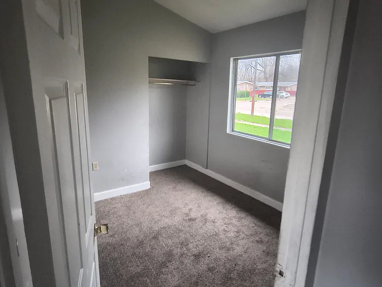 1339 Thurston St #1339 — Photo 6