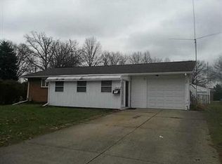 2013 Stafford St, Farrell, PA 16121