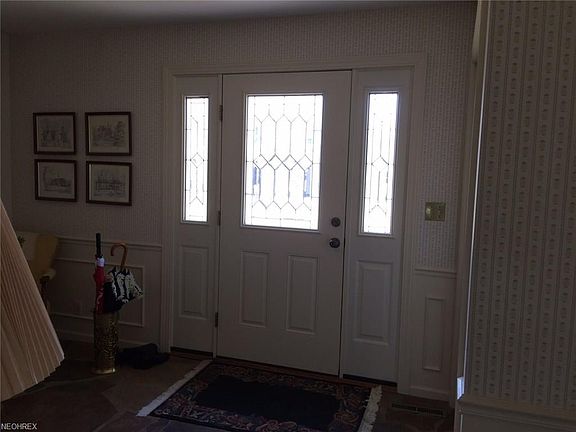 4th image of 105 Wedgewood Dr