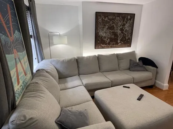 532 Garden Street image 2 of 11