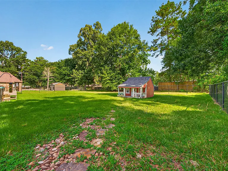 2311 Flamingo St — Photo 41