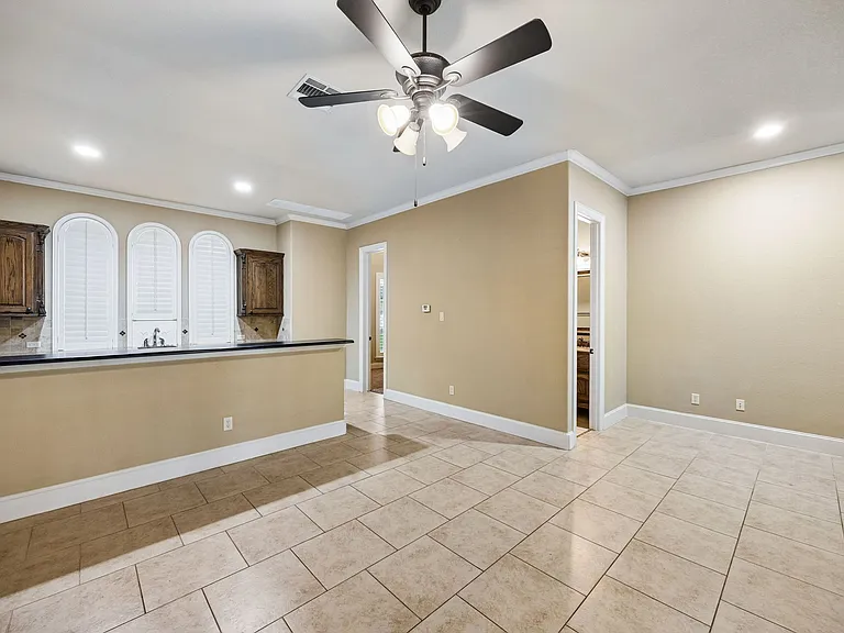 2101 Miracle Point Dr — Photo 24