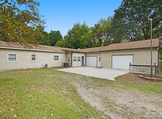 12902 McKinley Hts, Chelsea, MI 48118