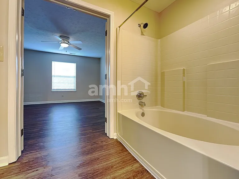 10393 Buell Ct — Photo 11