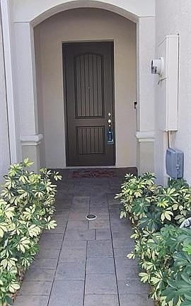 2nd image of 318 NE 47th Pl