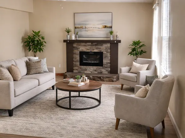 (undisclosed Address), La Follette, TN 37766