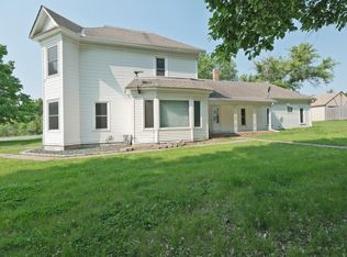 5741 Maple St, Rockford, MN 55373