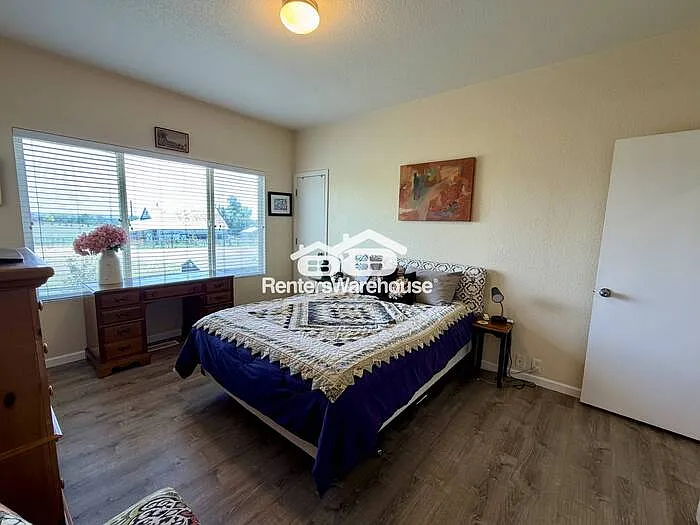 11260 Jersey Way — Photo 16