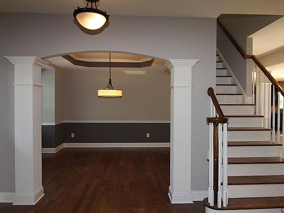 3rd image of 19 Stone Crest Dr