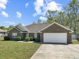 155 Hazel Trce, Hazel Green, AL 35750