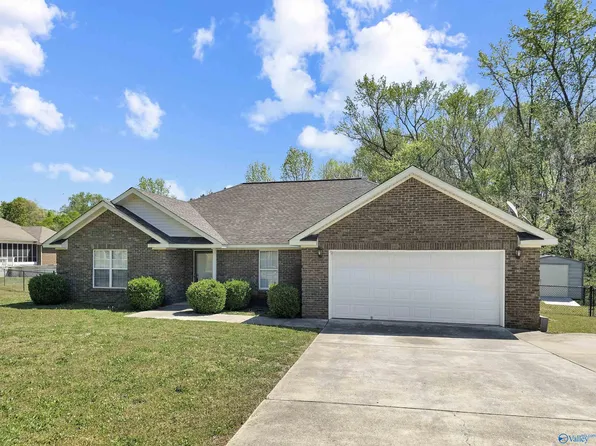 155 Hazel Trce, Hazel Green, AL 35750