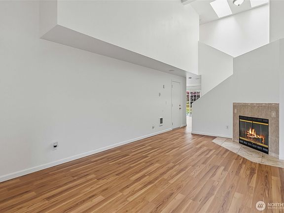 5th image of 10513 SE 250th Place #F103