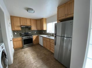 2204 Flores St #B, San Mateo, CA 94403