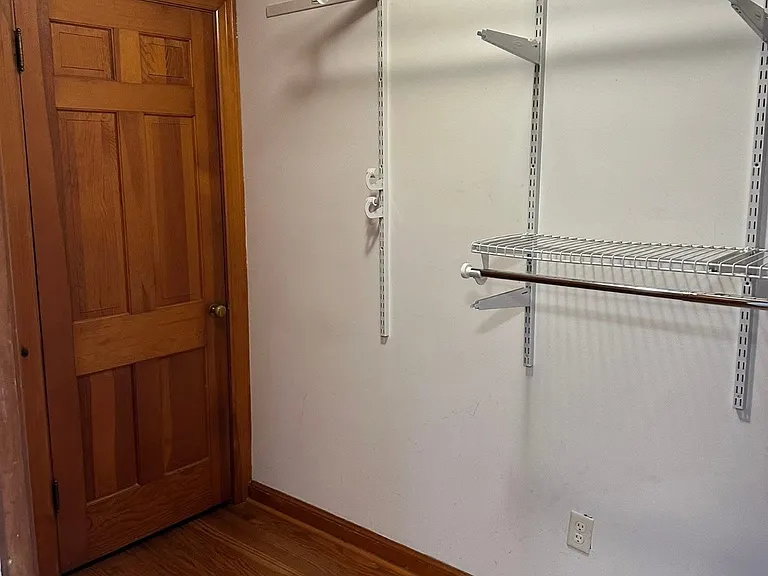 1801 Hogle Dr — Photo 9