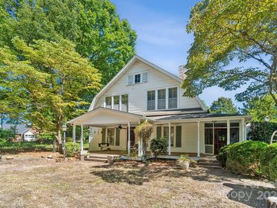 407 W Charlotte Ave, Mount Holly, NC, 28120