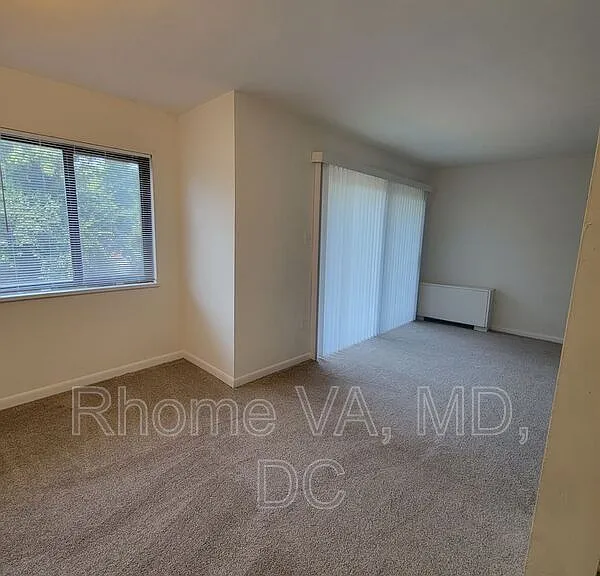 8830 Piney Branch Rd #403 — Photo 18