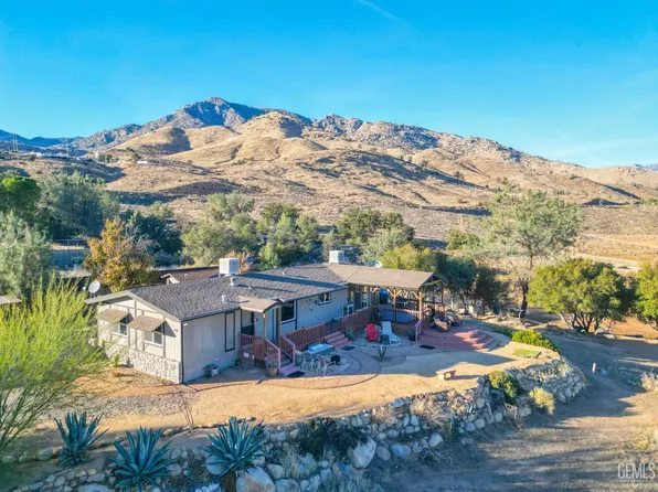 115 Macs Landing Rd, Wofford Heights, CA 93285