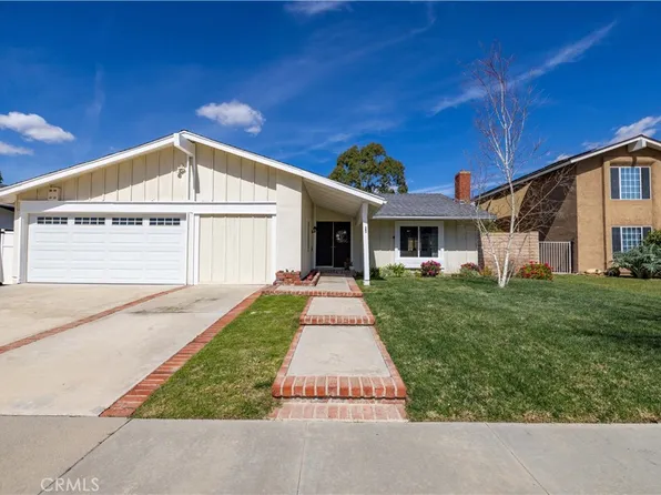 5527 E Geoffrey Ave, Simi Valley, CA 93063