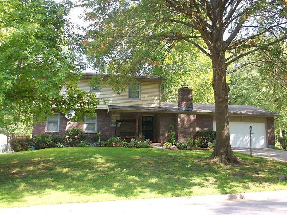 1st image of 1112 Wildwood St