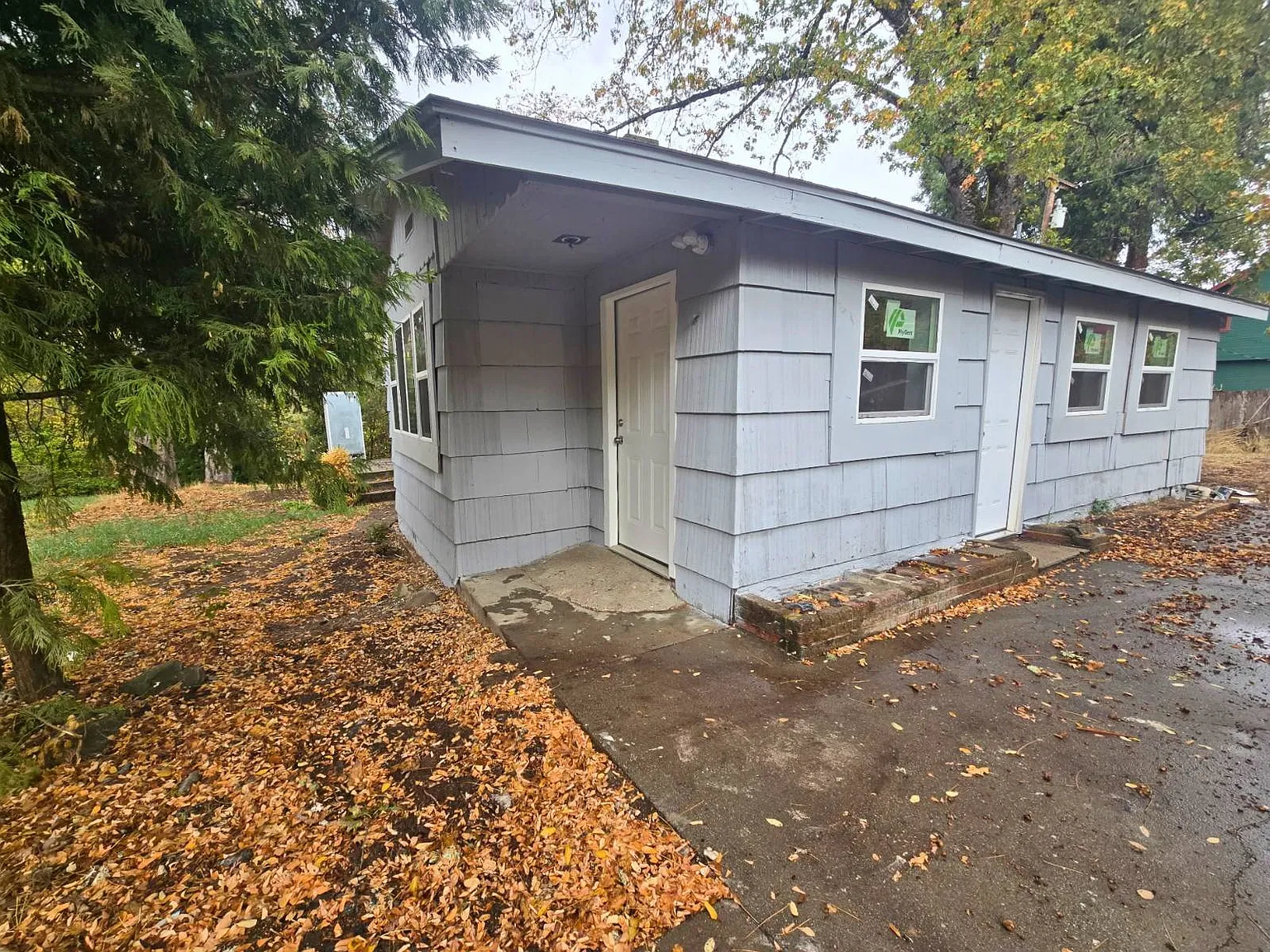 2 bed, 1.0 bath, 900 sqft, $1,495 — Photo 3