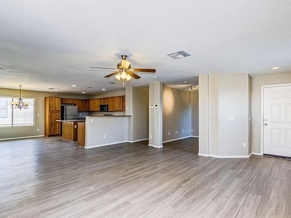 4th image of 2236 W Nancy Ln