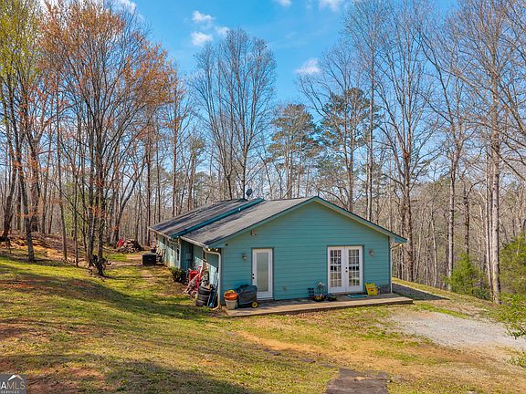 2nd image of 234 Old River Rd