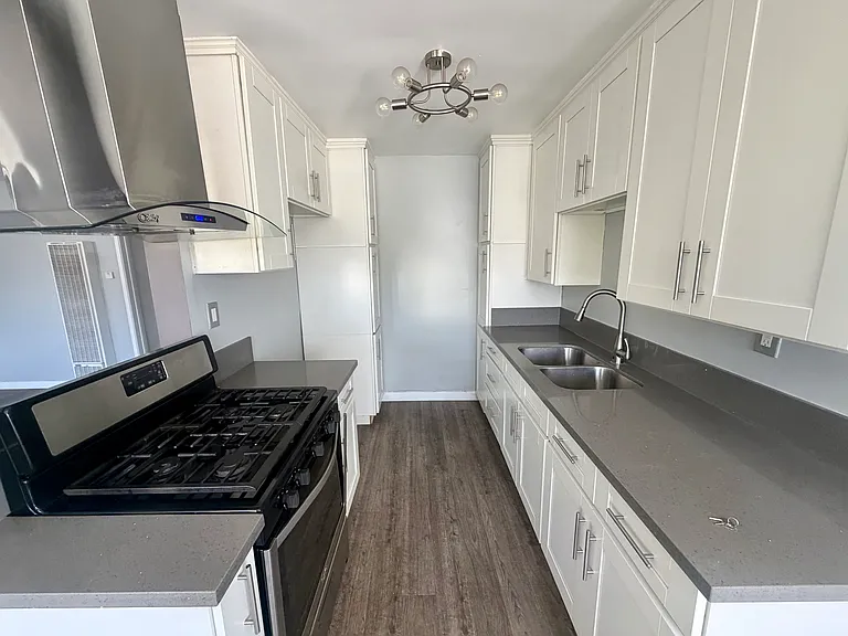 790 Mira Mar Ave #1 — Photo 7