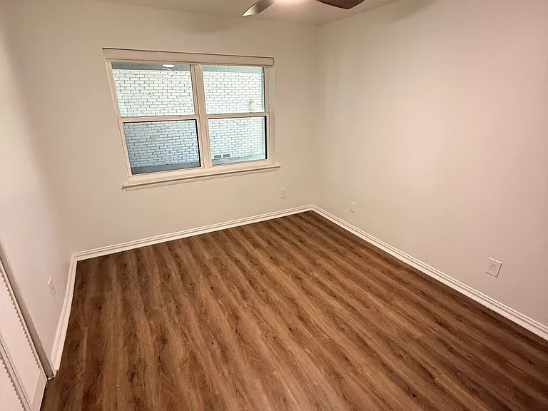 3933 Inwood Rd #1023 — Photo 16