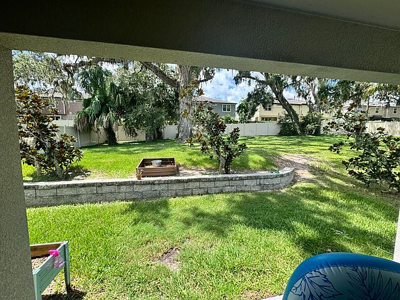 4th image of 11003 Trailing Vine Dr
