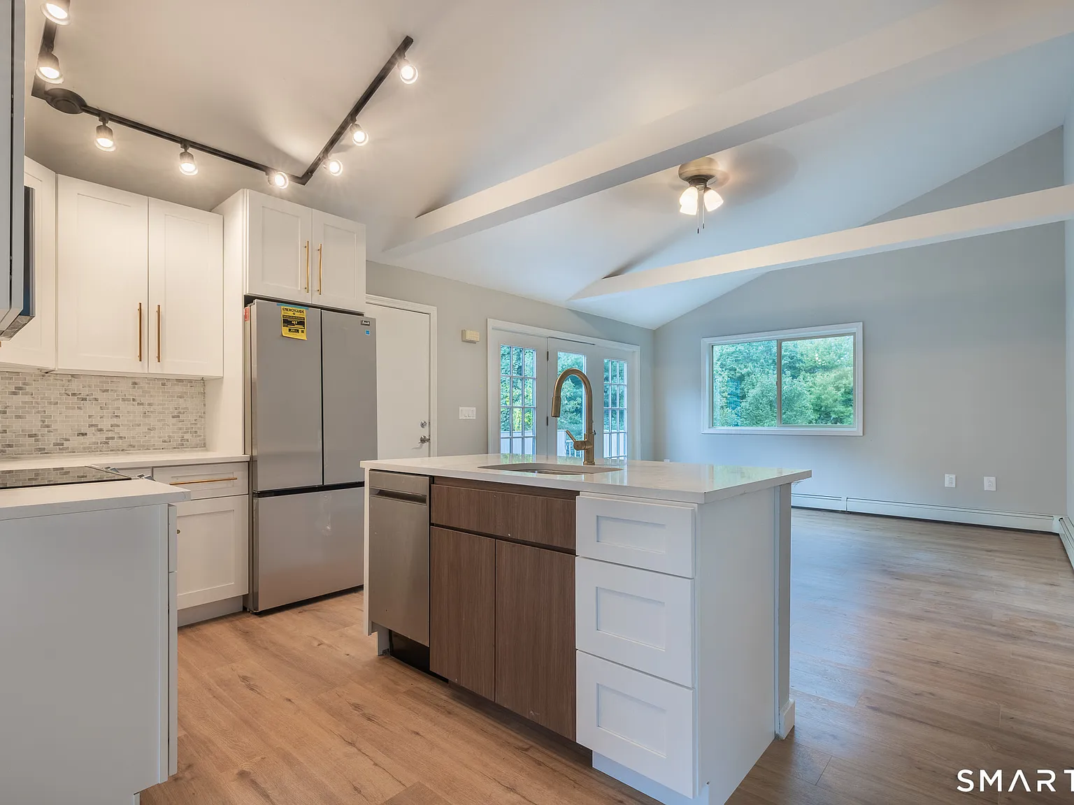 2 bed, 1.0 bath, 673 sqft, $2,600 — Photo 1