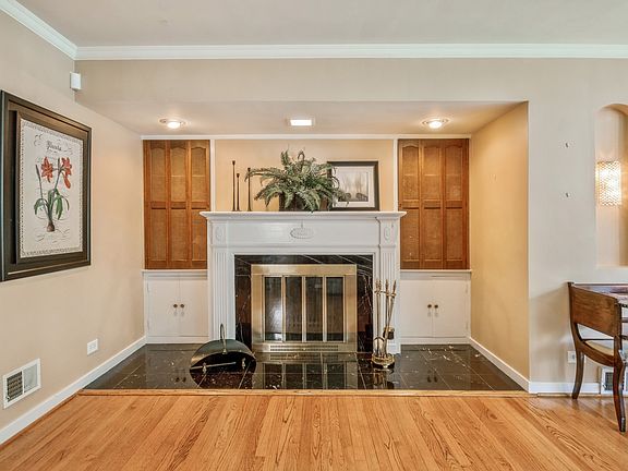 5th image of 6957 N McAlpin Ave