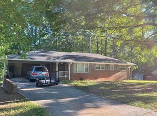 1080 Skylark Dr, Morrow, GA 30260