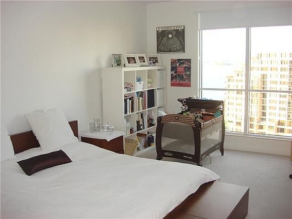 5th image of 848 Brickell Key Dr APT 1605