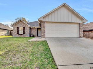 410 Tara Ln, Troup, TX 75789