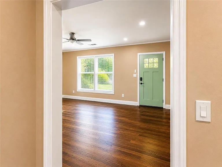 1646 Terry Mill Rd SE — Photo 3