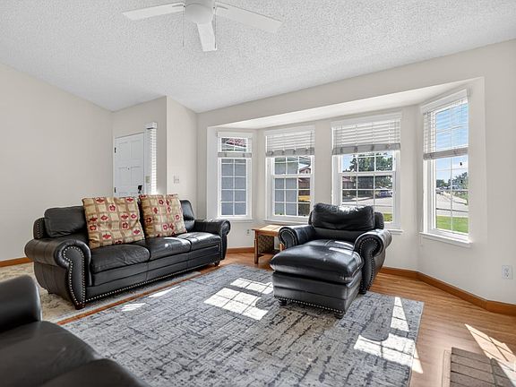 3rd image of 5516 Silver Crossing St
