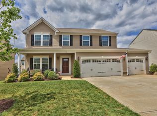 112 Renville Pl, Mooresville, NC 28115