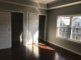 30 49th St #3, Weehawken, NJ 07086