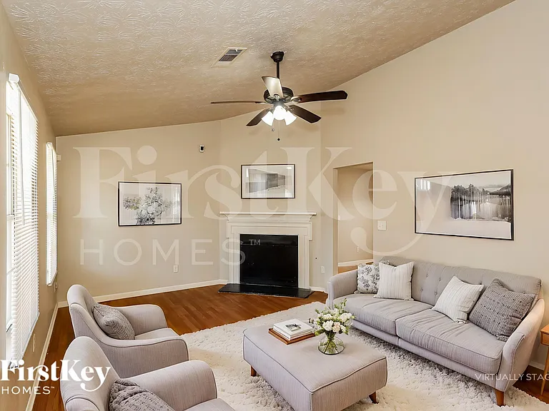 6450 Peppermill Ln — Photo 4