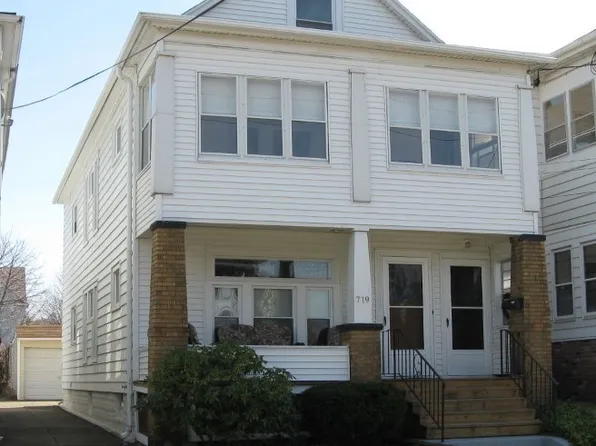 719 W 21st St, Erie, PA 16502