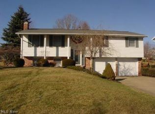 2113 Walsh St NE, Louisville, OH 44641