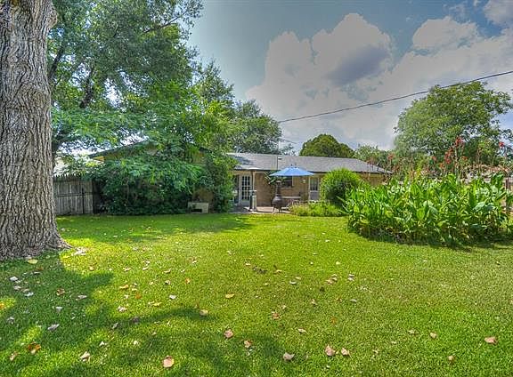 5th image of 703 Simmons Dr