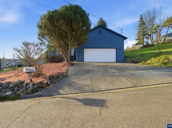 612 NE Hill St, Sheridan, OR 97378