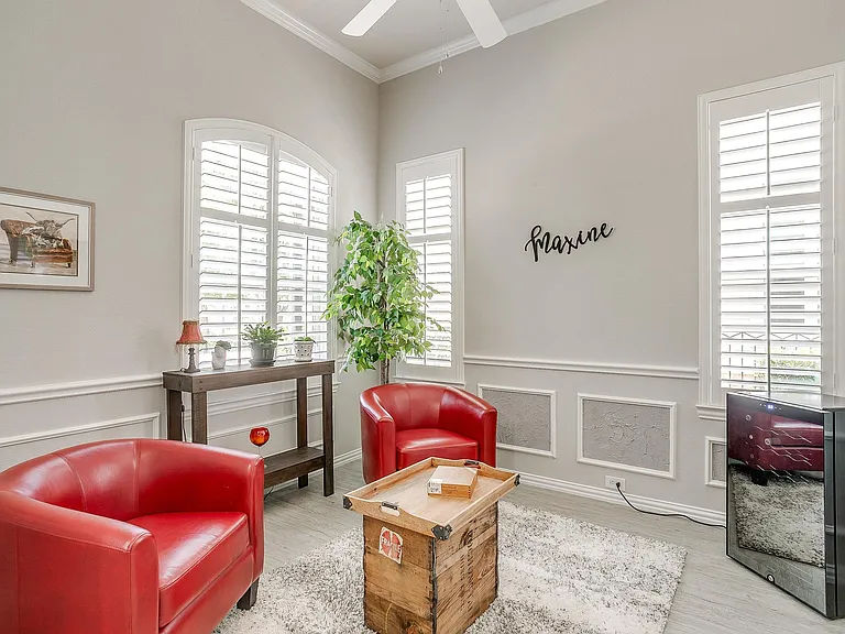 709 Scenic Ranch Cir — Photo 6