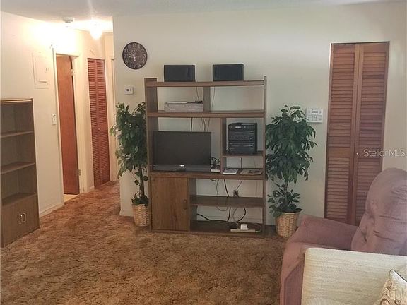 3rd image of 6585 Berg Dr